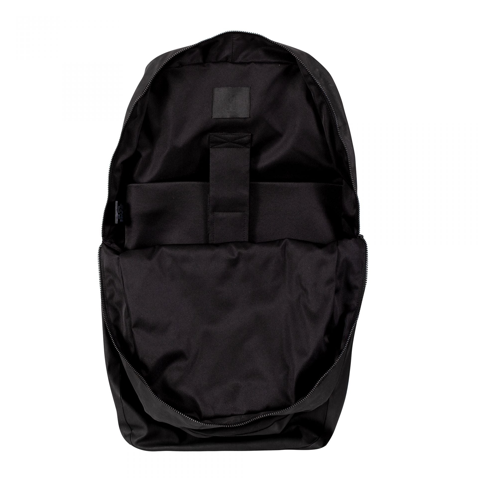 ROUND SHAPED BACKPACK IN BLACK