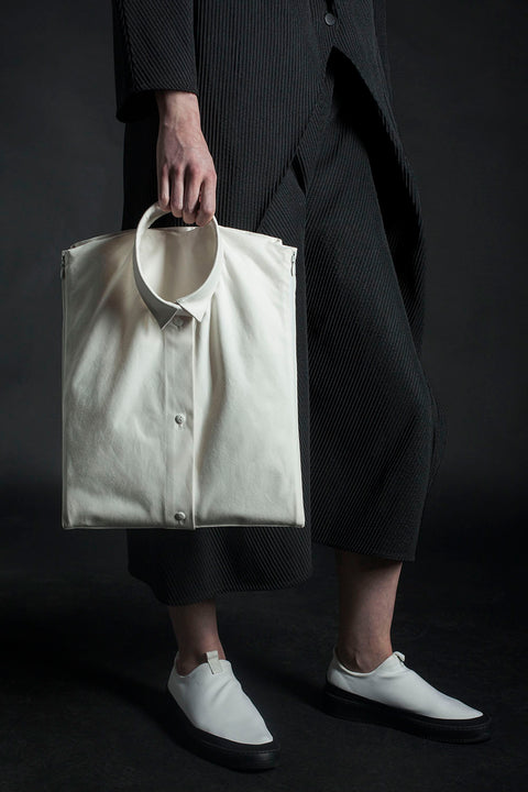 NORMCORE 2-WAY TRANSFORMING PIECE: SHIRT / BAG